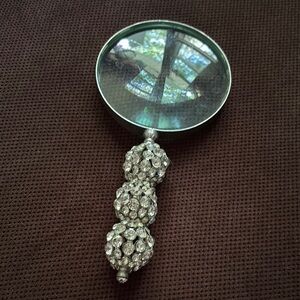 Silver Crystal magnifying glass